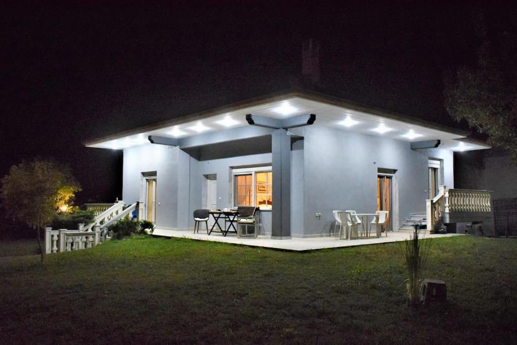 Deppy'S House Κοντά Στα Λουτρά Πόζαρ Apartment Chrysi ภายนอก รูปภาพ